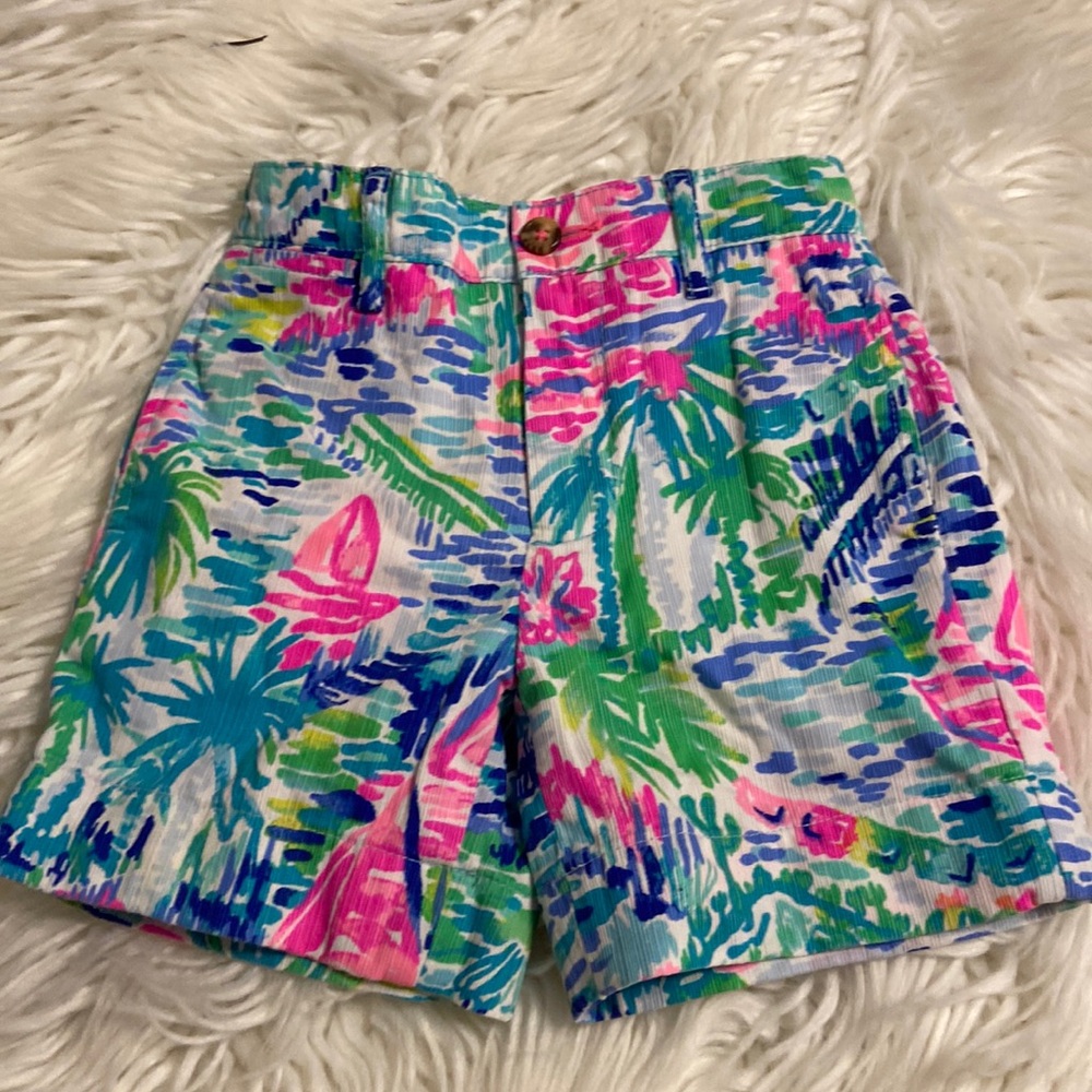 Lilly Pulitzer Boys Shorts size 2 excellent condition inseam 4”